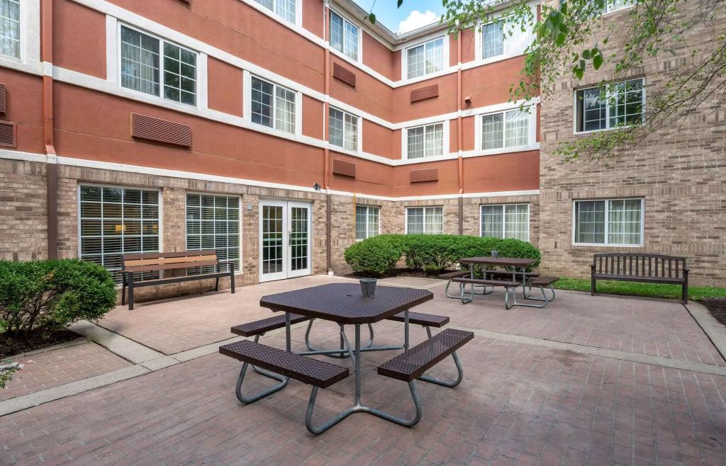 hotel image 16