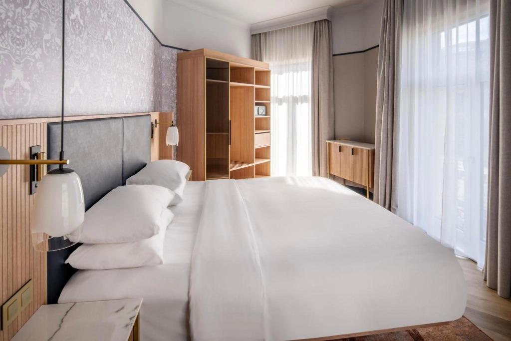 hotel image 18