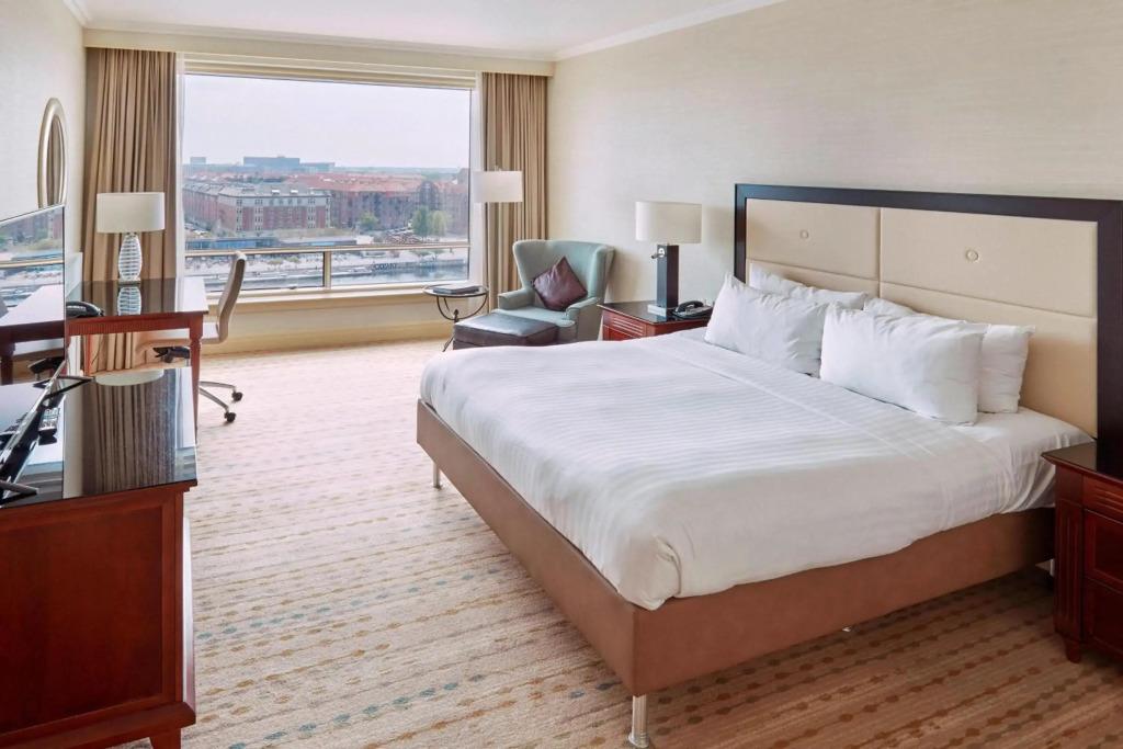 hotel image 79