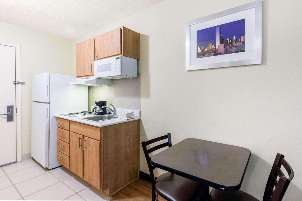 hotel image 10