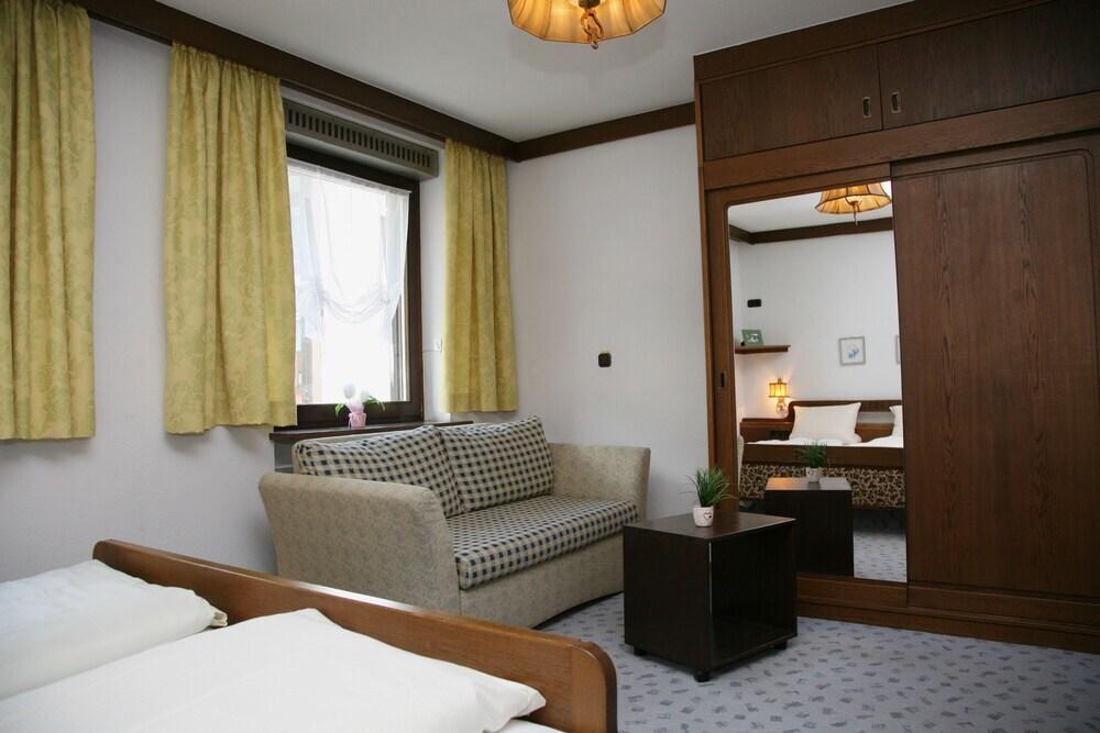 hotel image 16