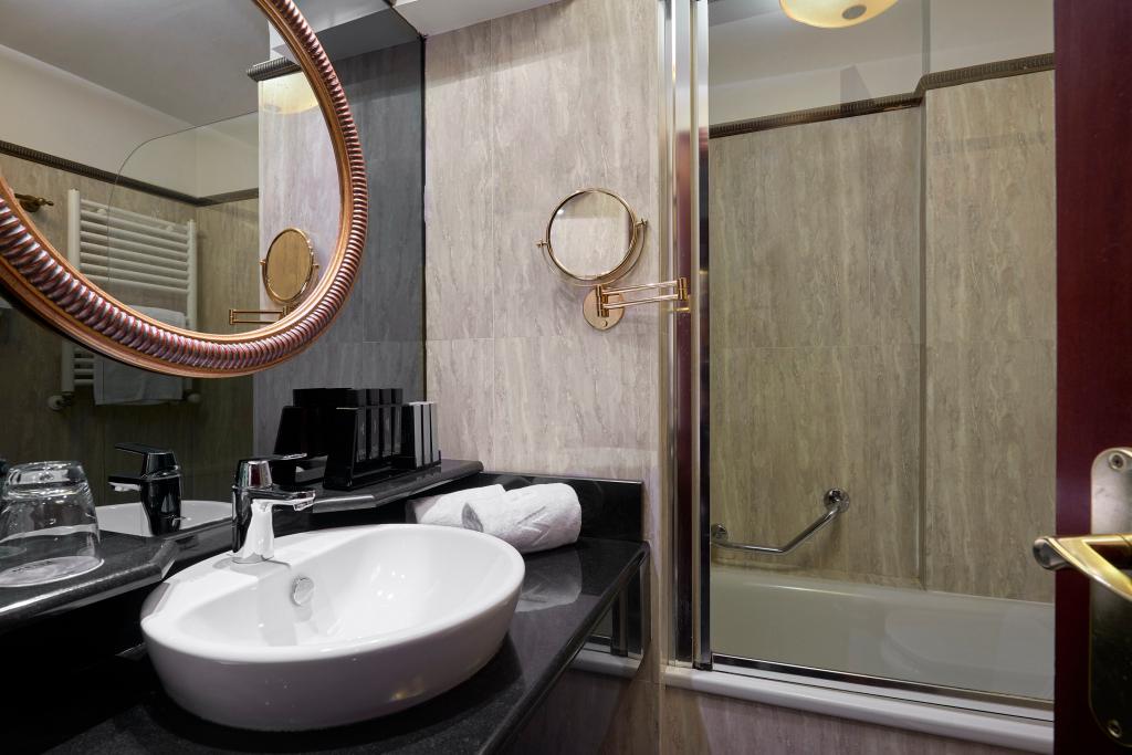 hotel image 11