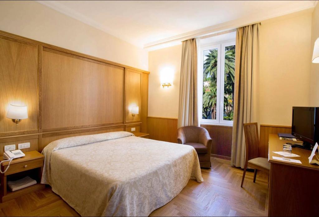 hotel image 12