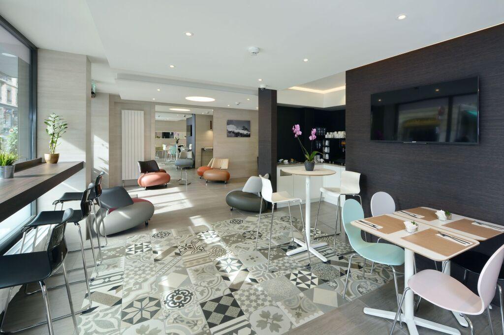 hotel image 9