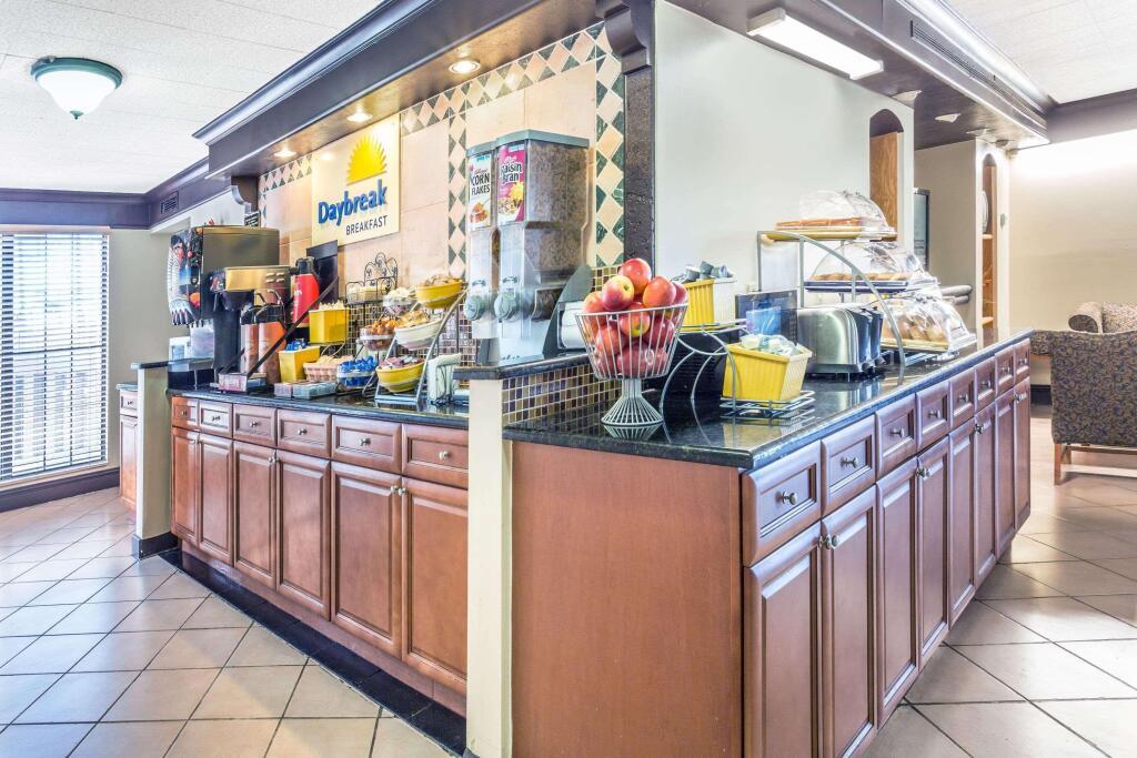 hotel image 12