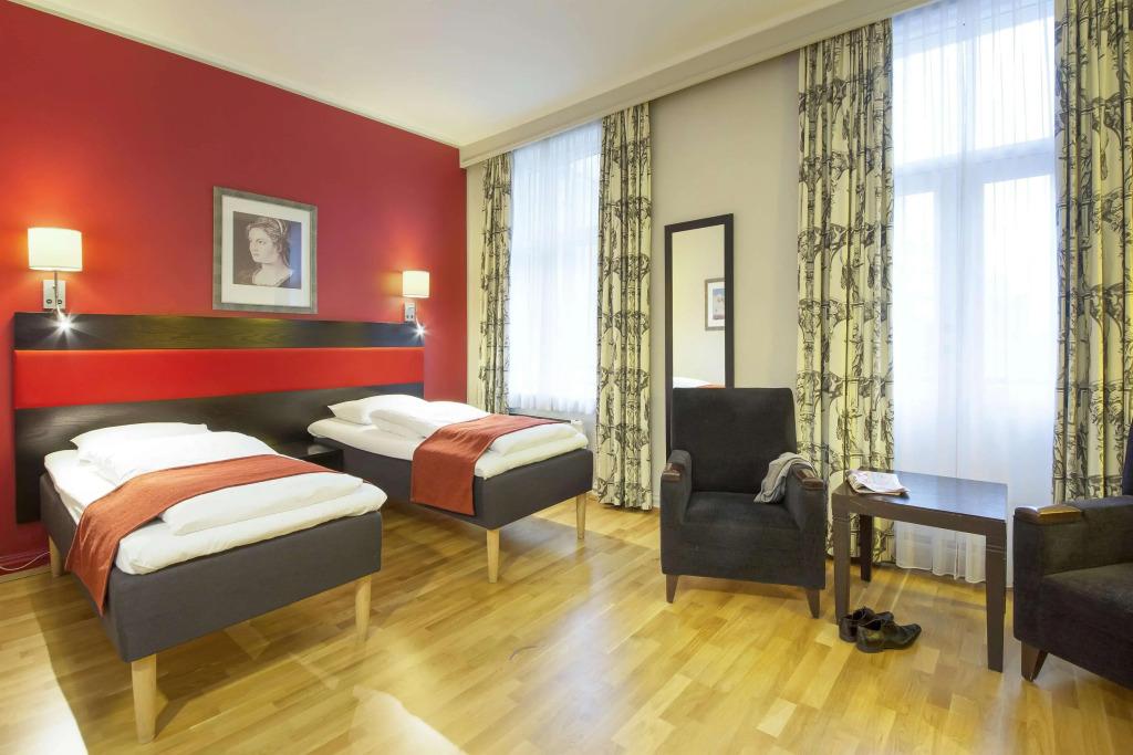 hotel image 12