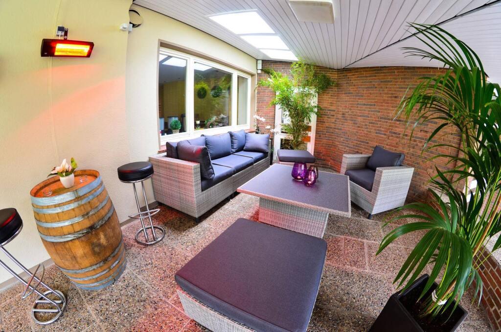 hotel image 10