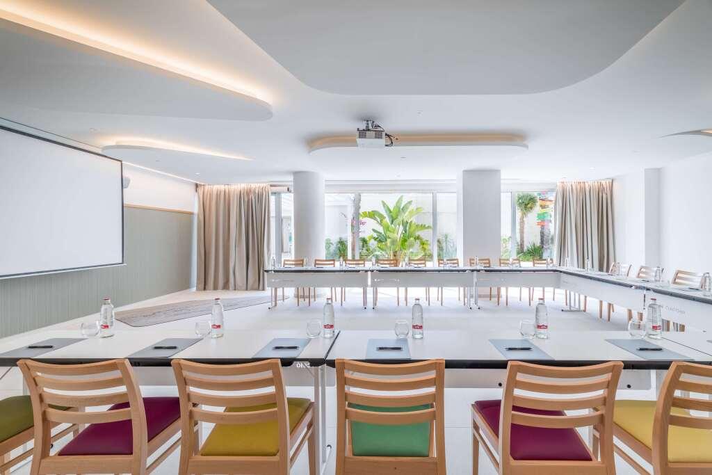hotel image 10