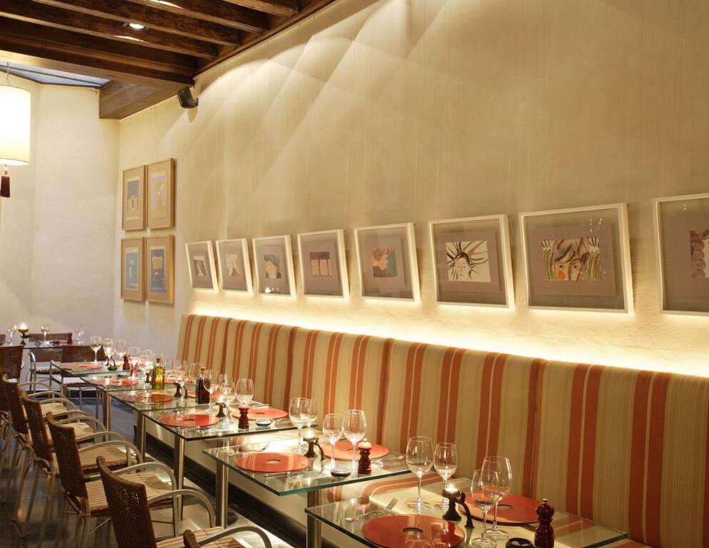 hotel image 12