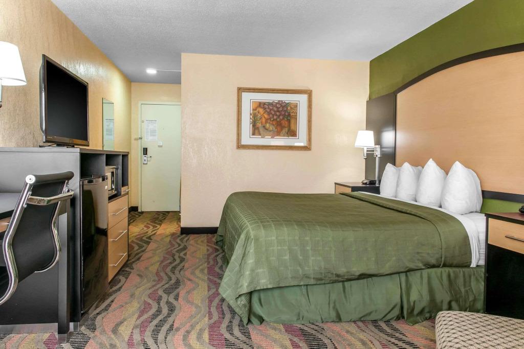 hotel image 10