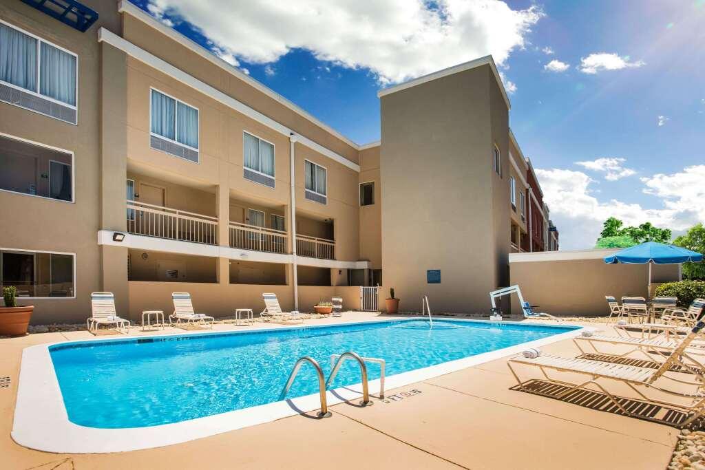 hotel image 10