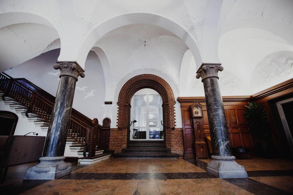 hotel image 7