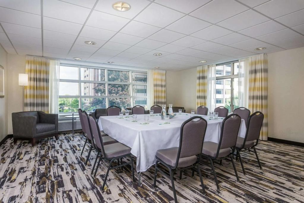 hotel image 10