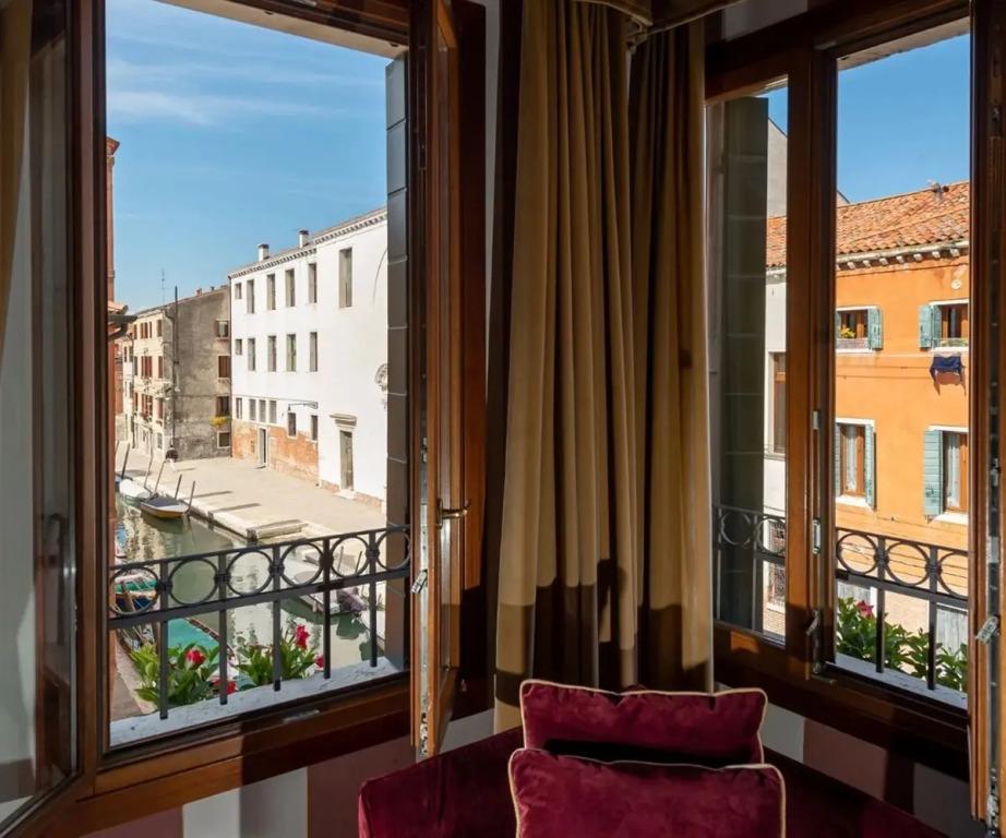 hotel image 7