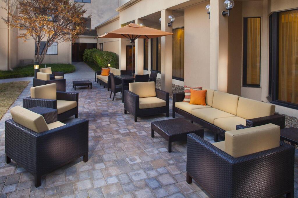hotel image 16