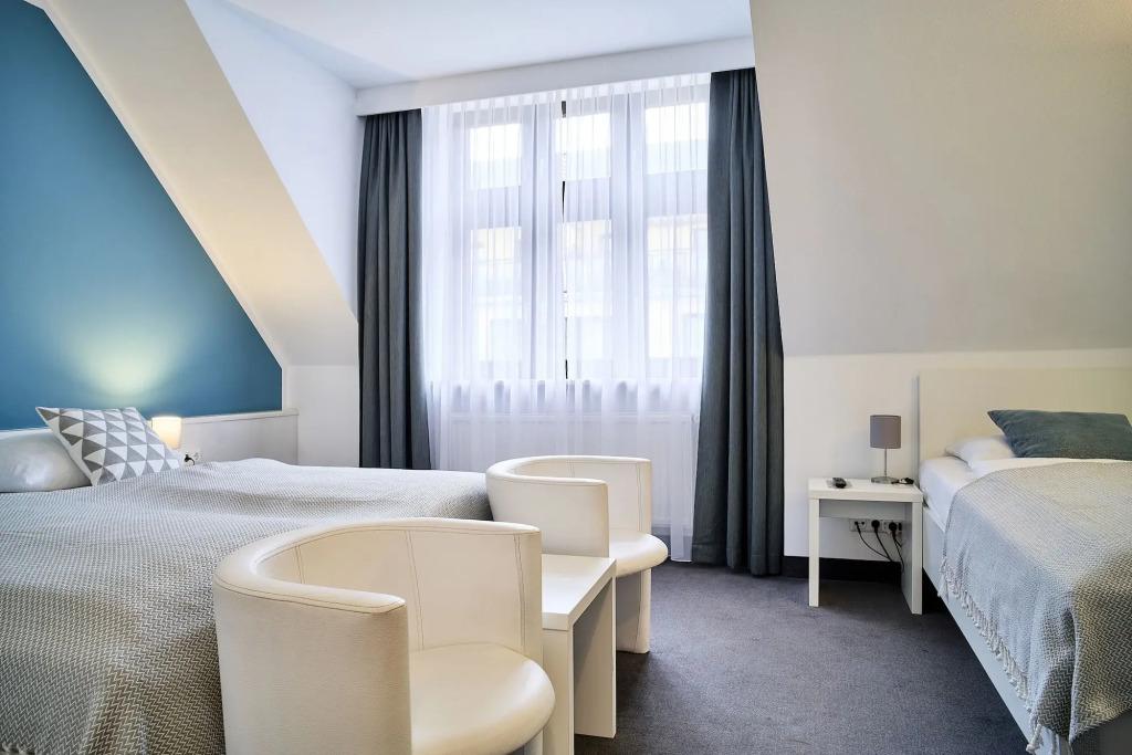 hotel image 13