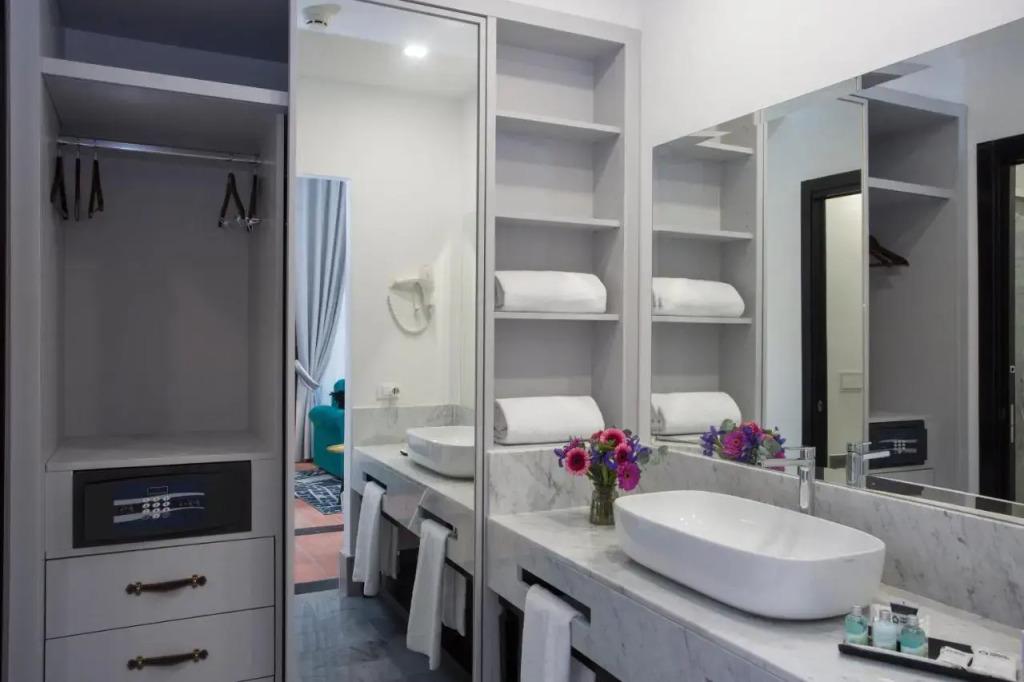 hotel image 38