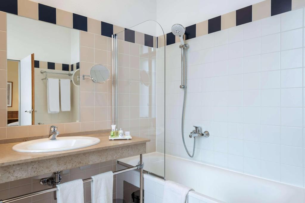 hotel image 11