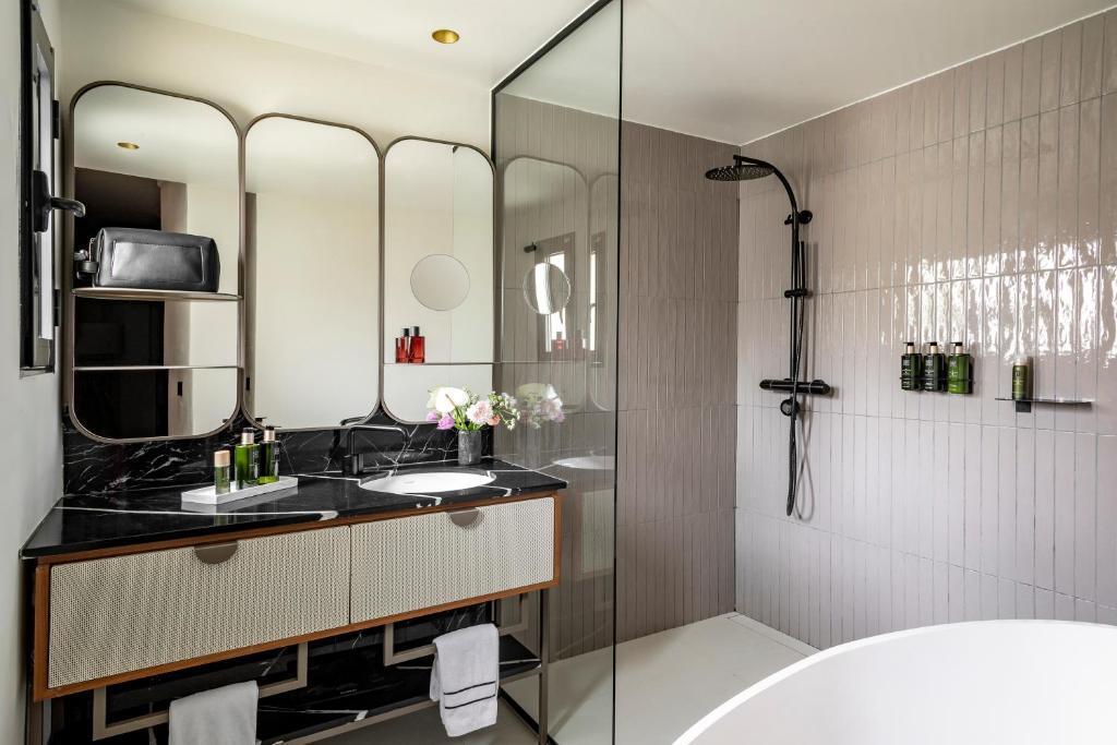 hotel image 7