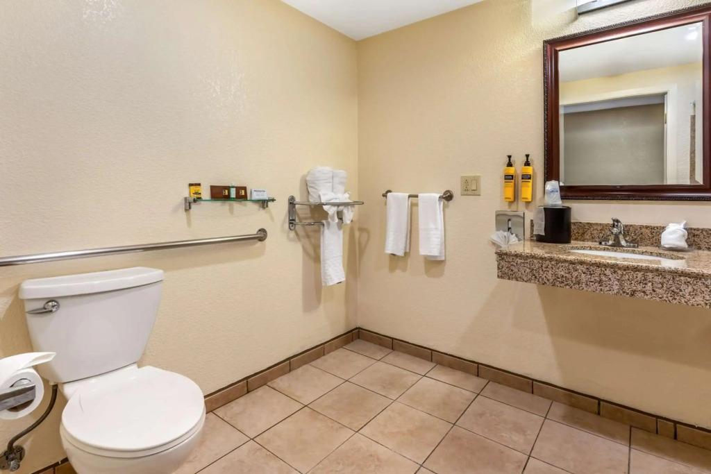 hotel image 13