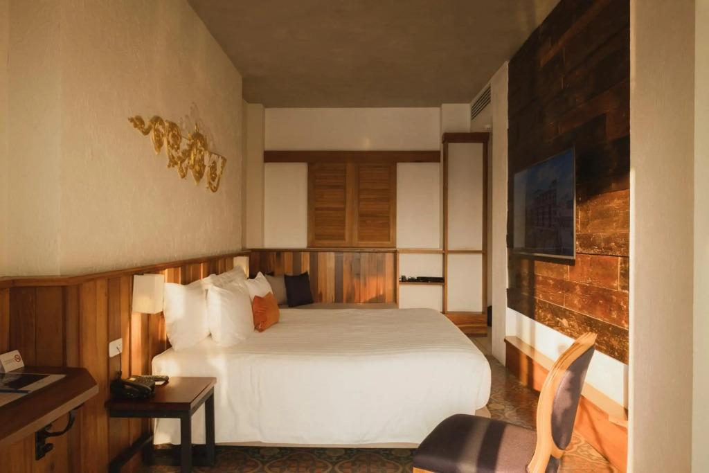 hotel image 13