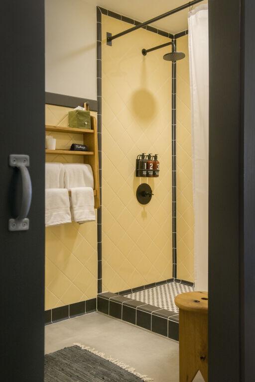 hotel image 9