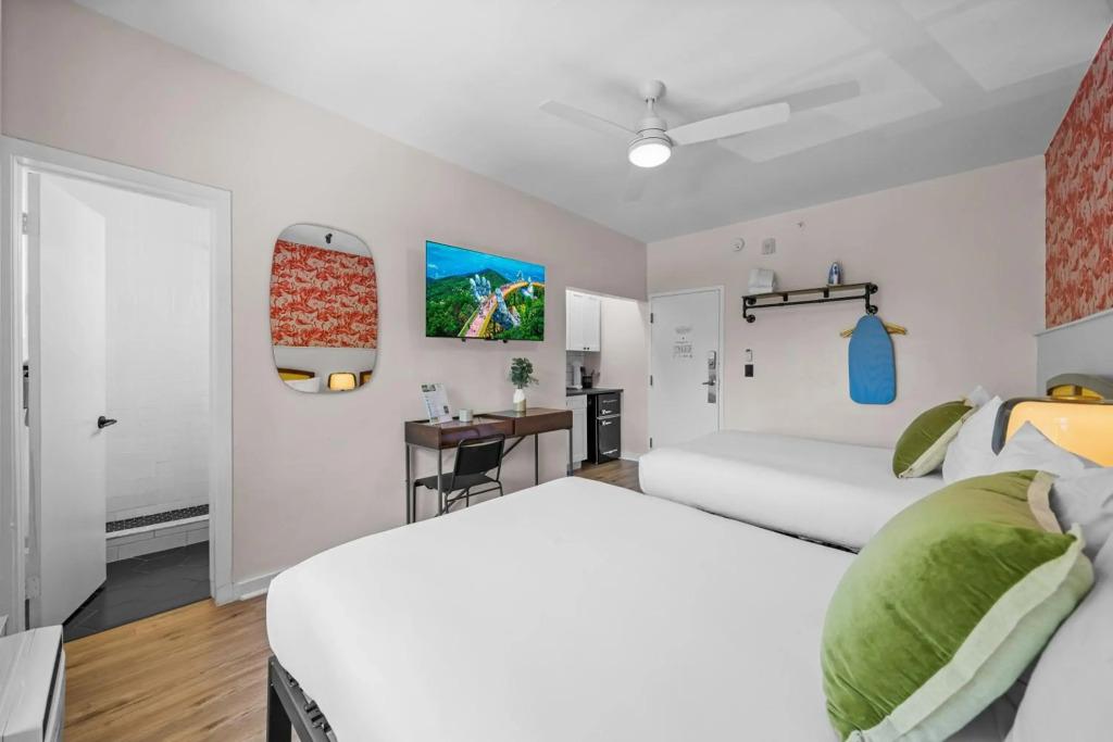 hotel image 11