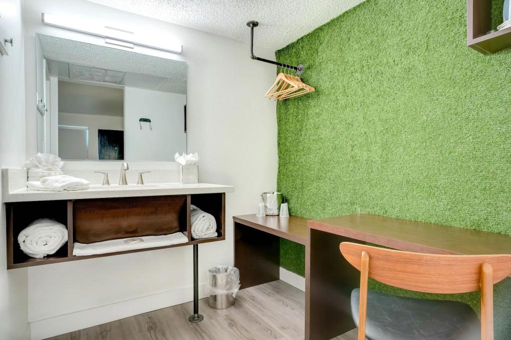 hotel image 16