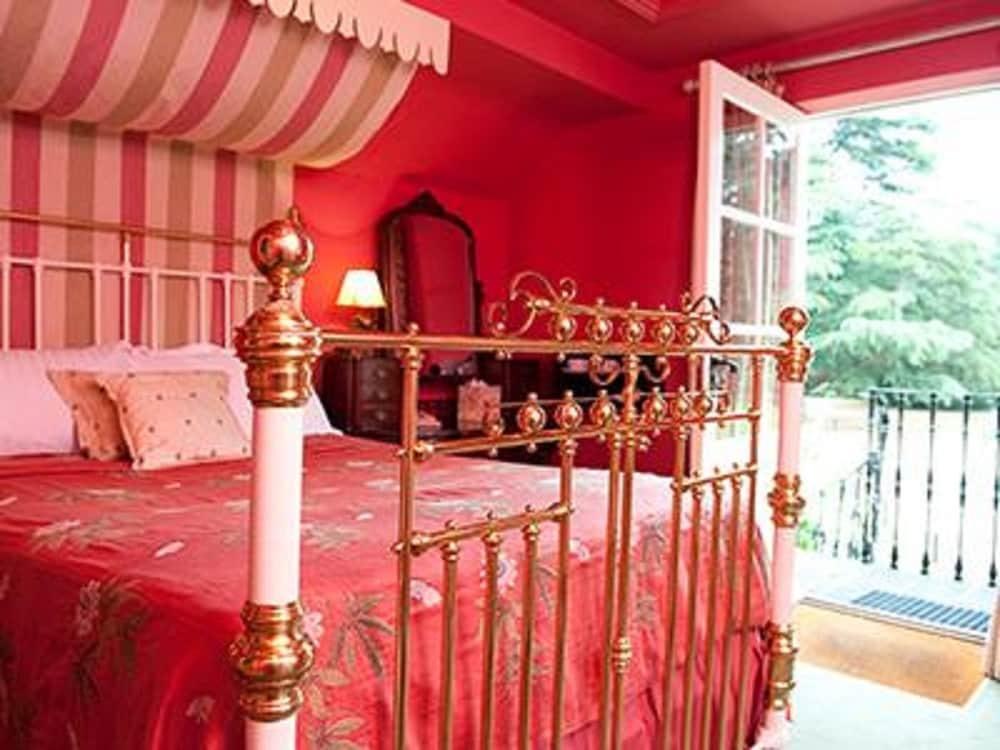 hotel image 12