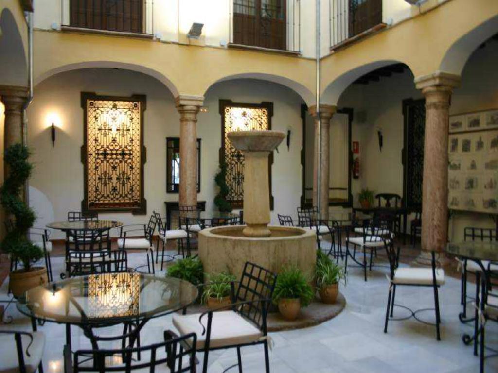 hotel image 10