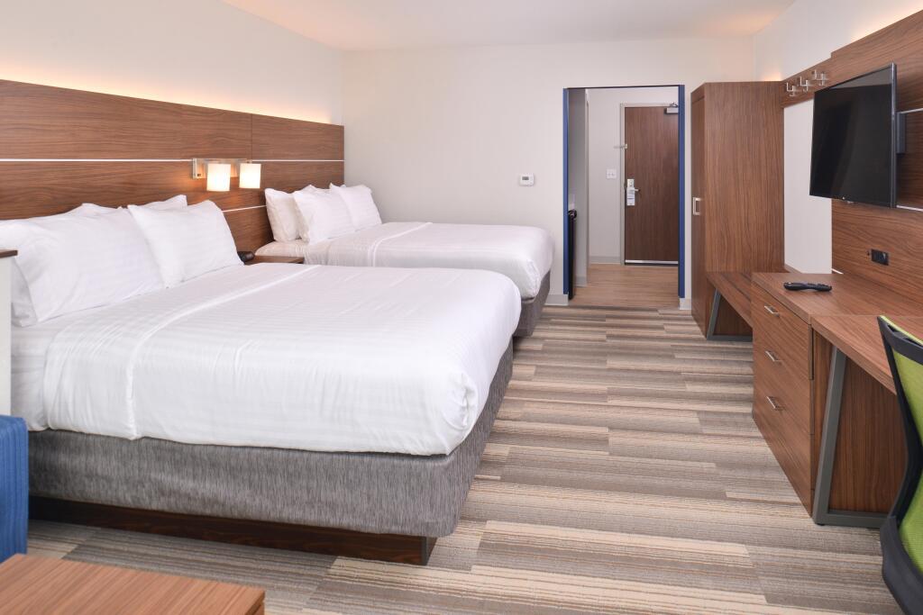 hotel image 16