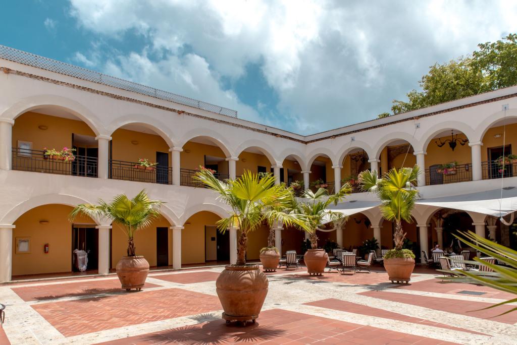 hotel image 8