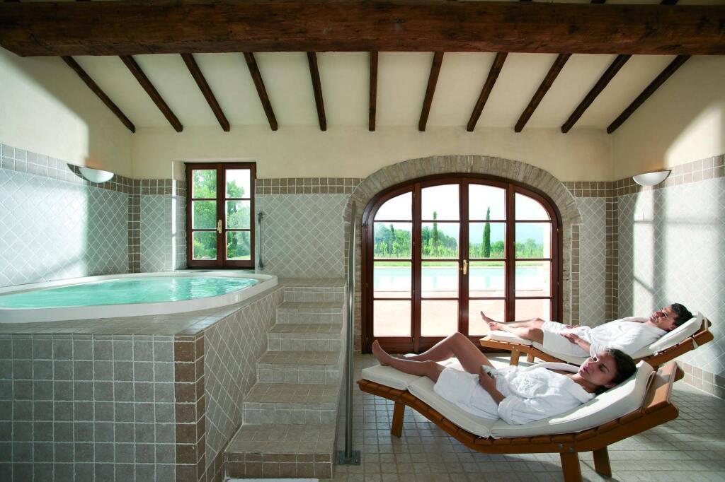 hotel image 16