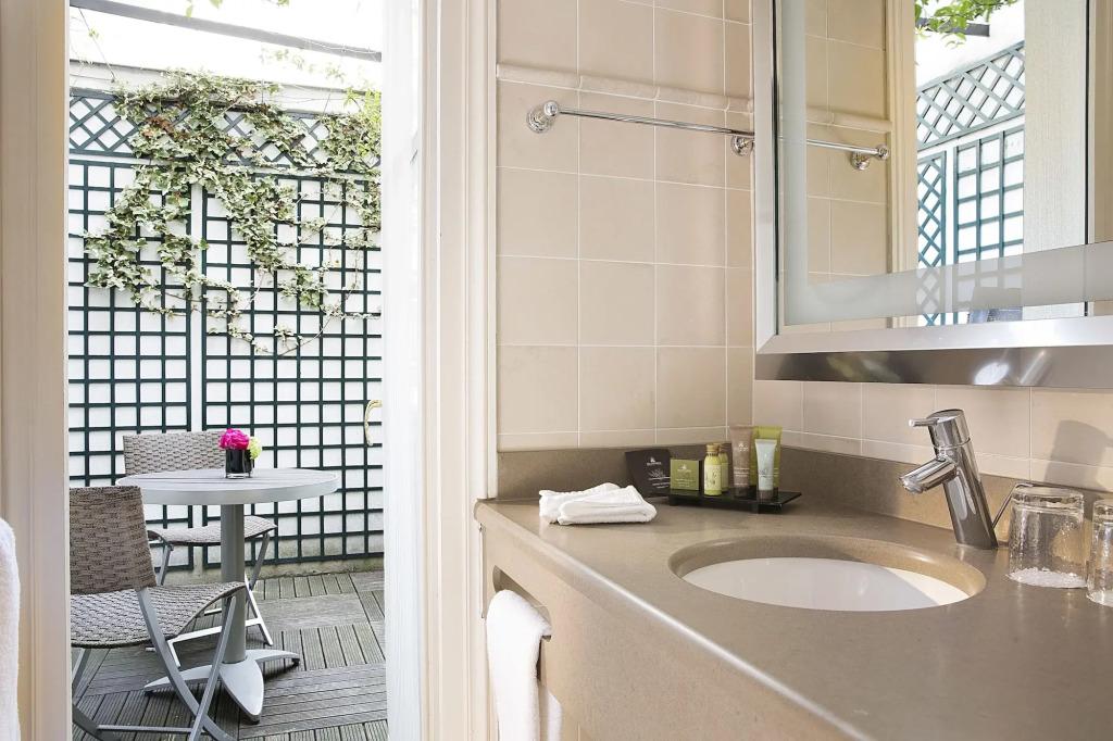 hotel image 9