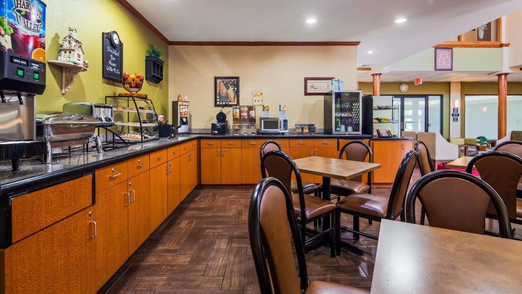 hotel image 13