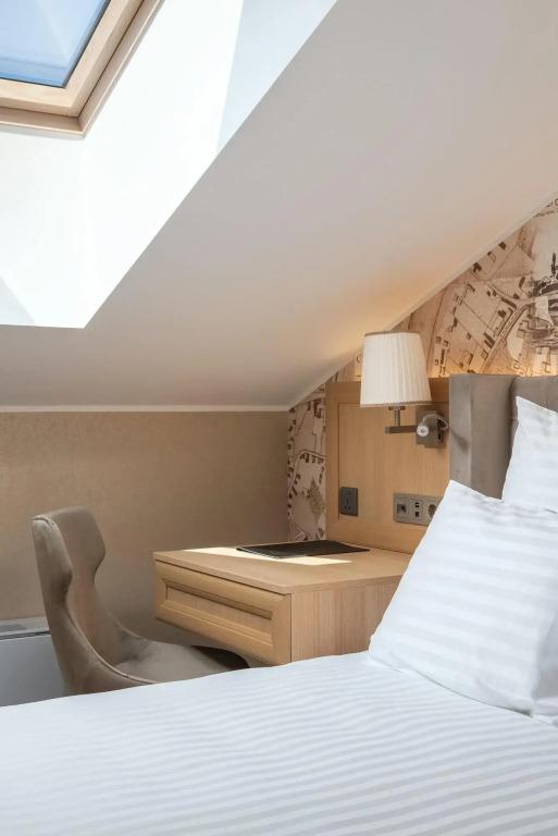 hotel image 13