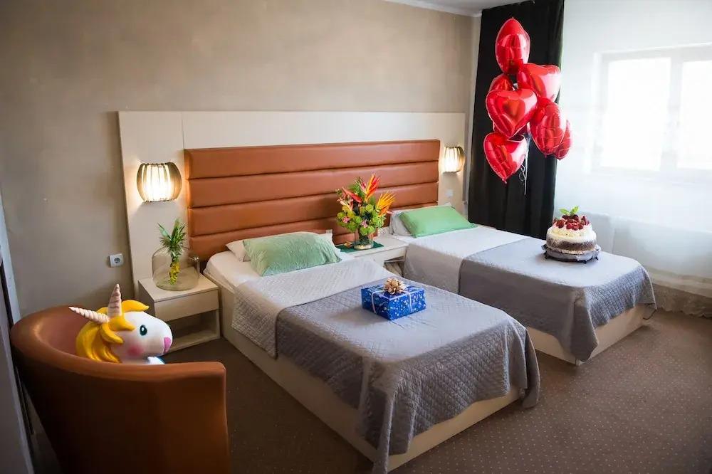 hotel image 9