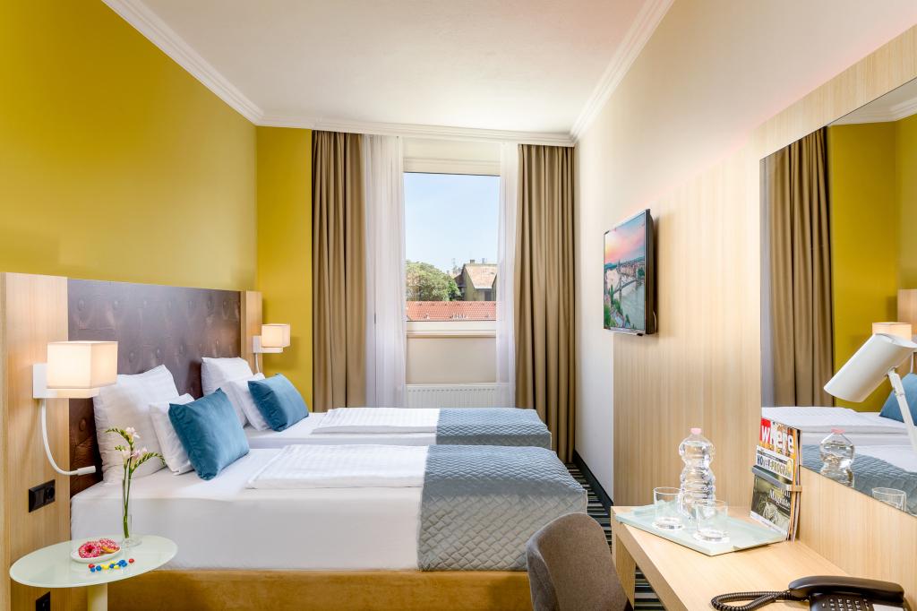 hotel image 35