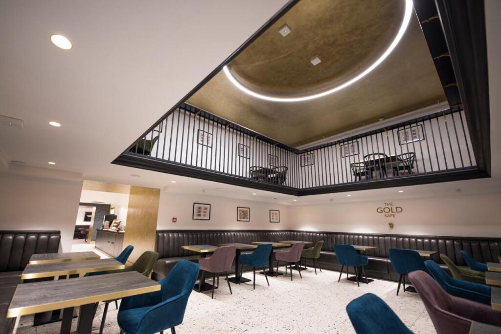 hotel image 13