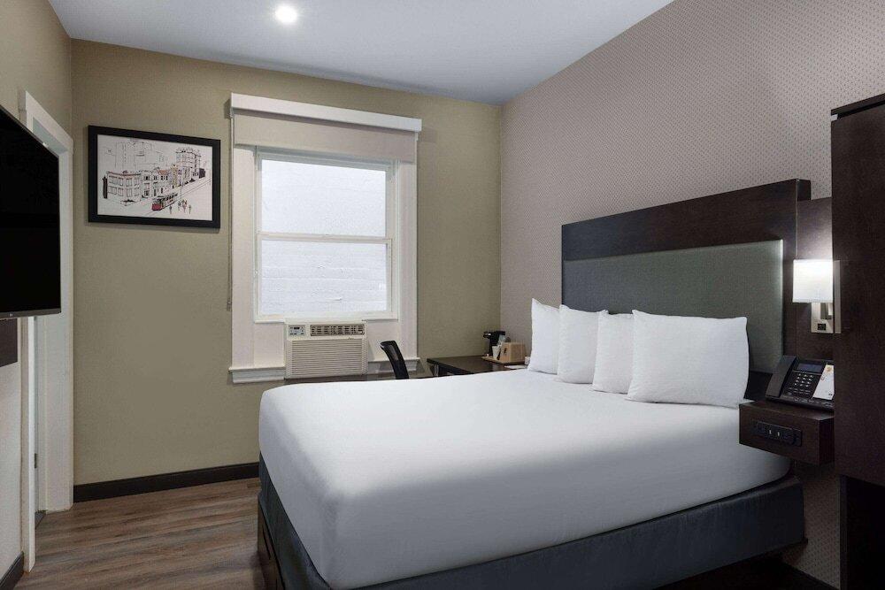 hotel image 10