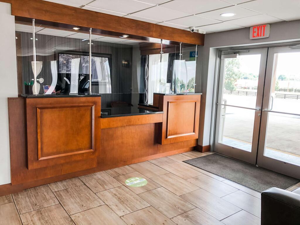 hotel image 11