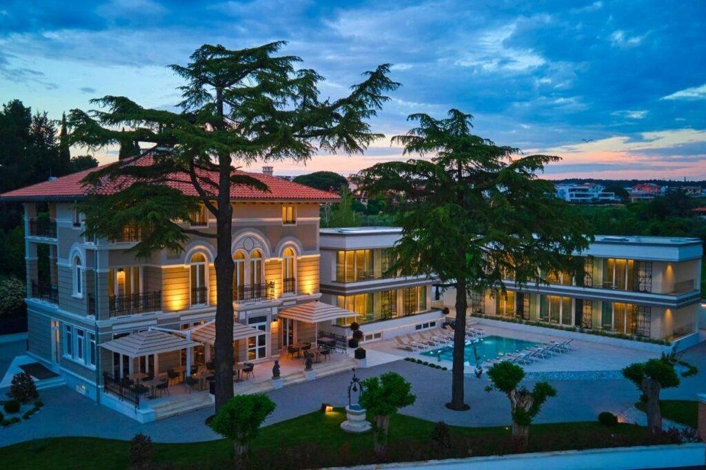 hotel image 16