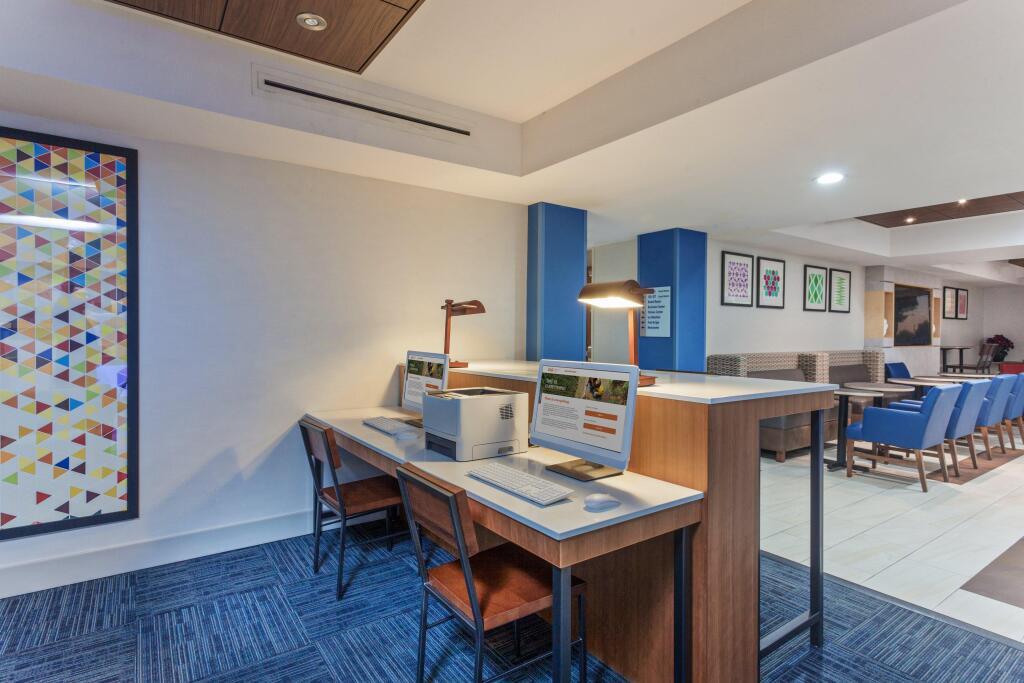 hotel image 8