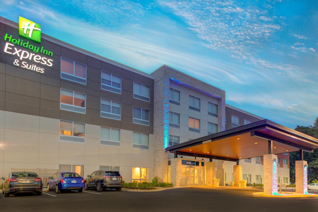 hotel image 13