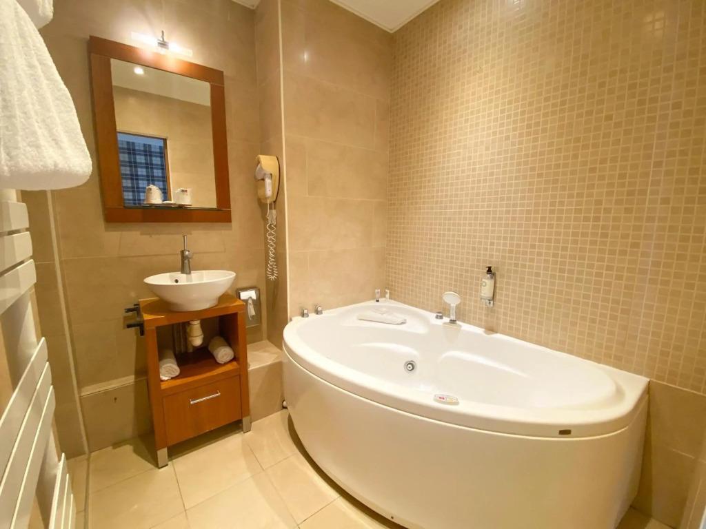 hotel image 12