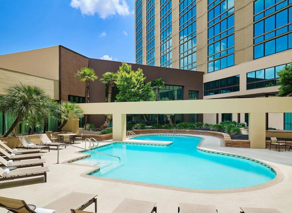 hotel image 8
