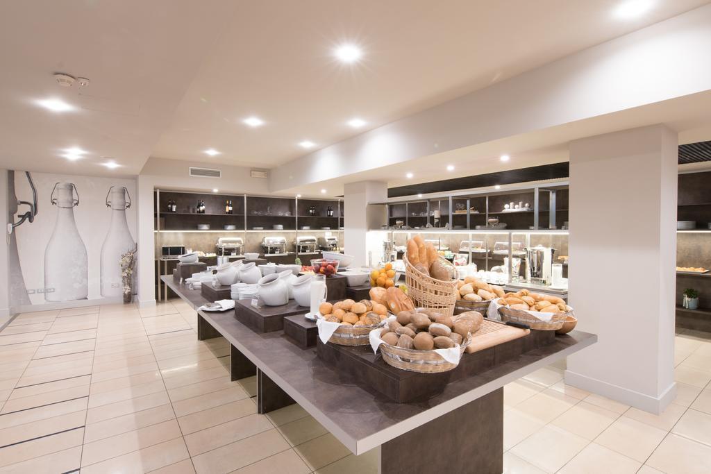 hotel image 15