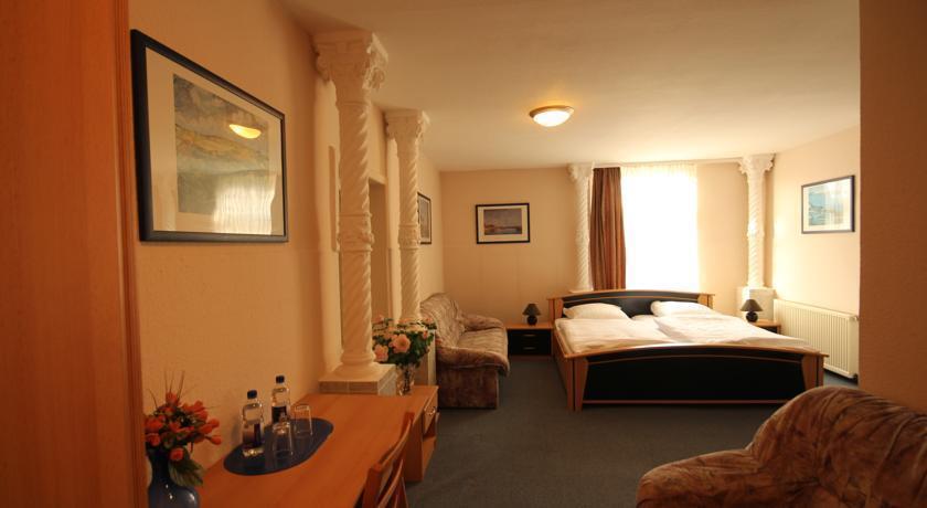 hotel image 11