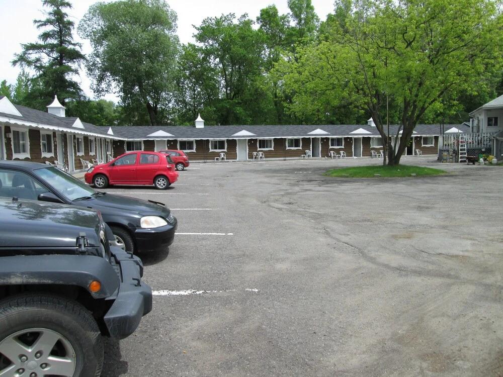 hotel image 10