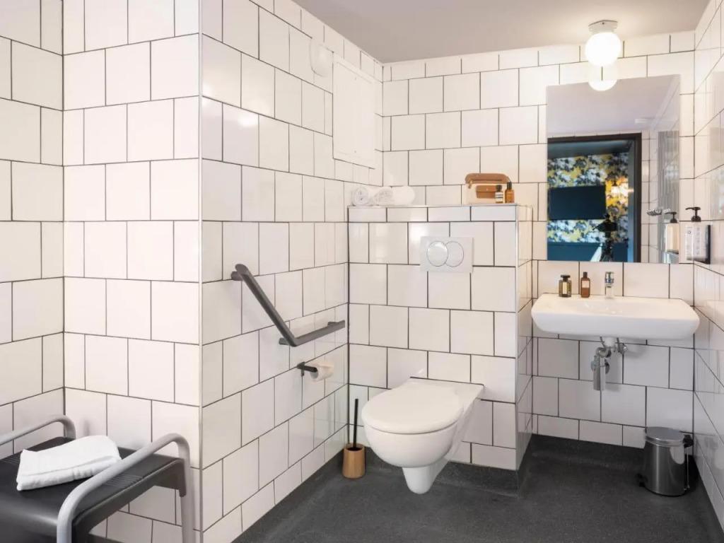 hotel image 12